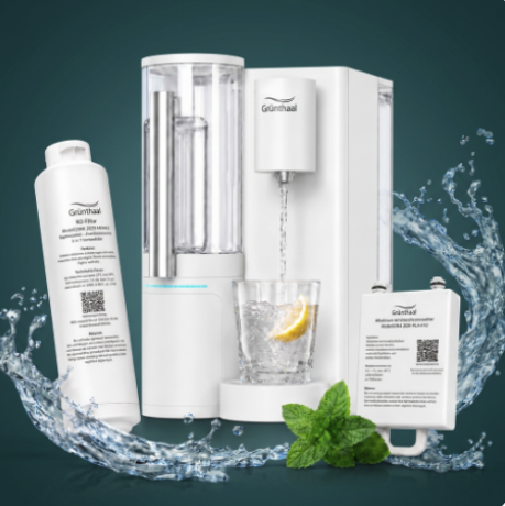 AquaLiva elan Osmoseanlage mit RO-Filter, Remineralisierungsfilter, Glas Wasser und Minze